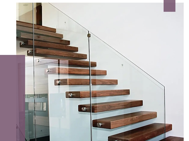 Стеклянные перила для лестницы в Бугульме от 14657 руб.