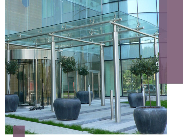 Навесы из стекла на заказ в Бугульме — монтаж и установка